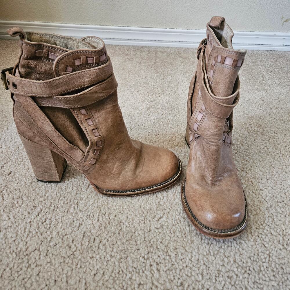 Free People Heirloom Heel Boot 38/ 7
